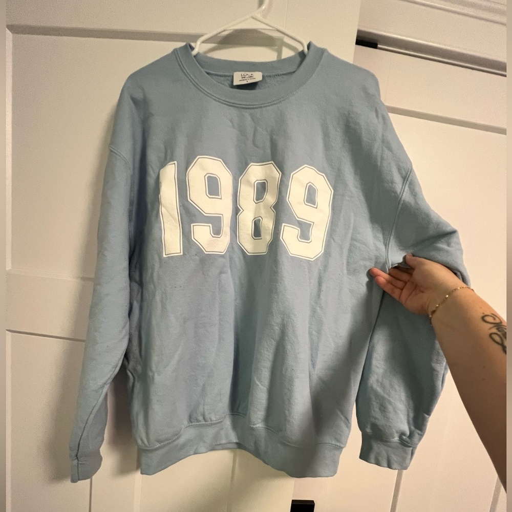 Taylor Swift 1989 Sweater